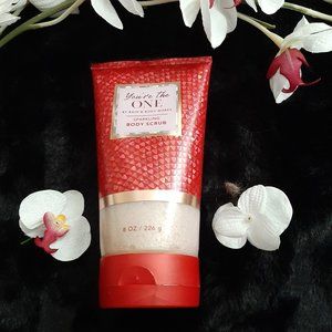 Bath & Body Works Sparkling Body Scrub - You're the One
